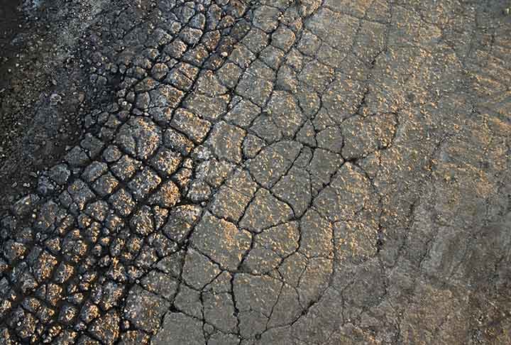 Crack in Earth pattern detail