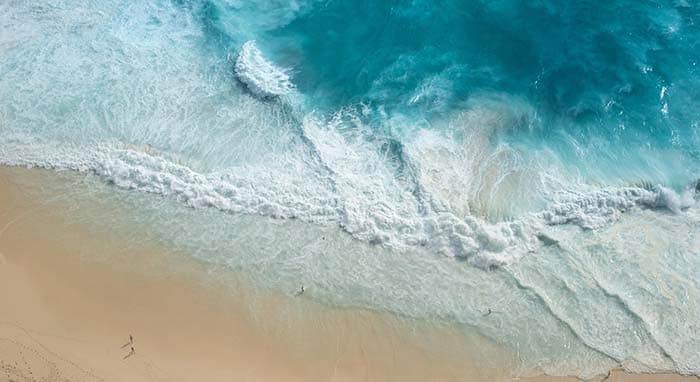 Tides in Sea Wallpaper pattern detail