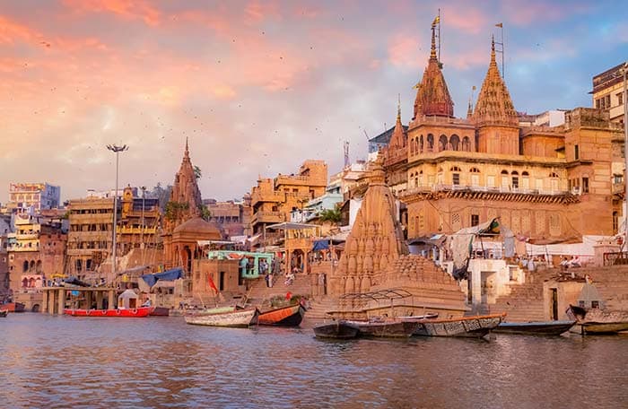 Royal Banaras Ghat Riverside Scene wallpaper pattern detail