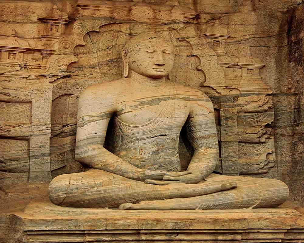 Praying Buddha pattern detail