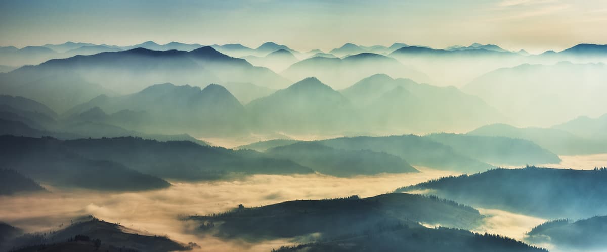 Mountain Wallpaper, Foggy landscape of mountains pattern detail