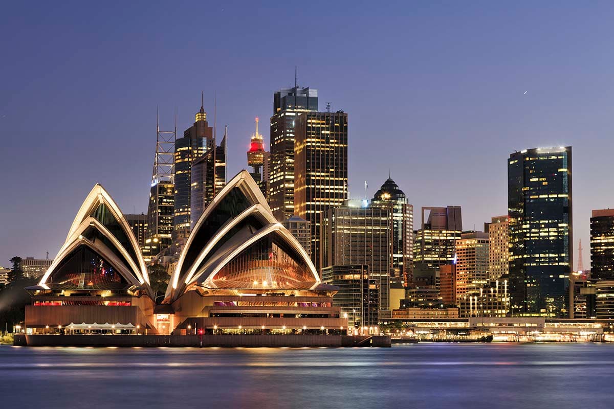 Modern city skyline with water reflection view wallpaper pattern detail