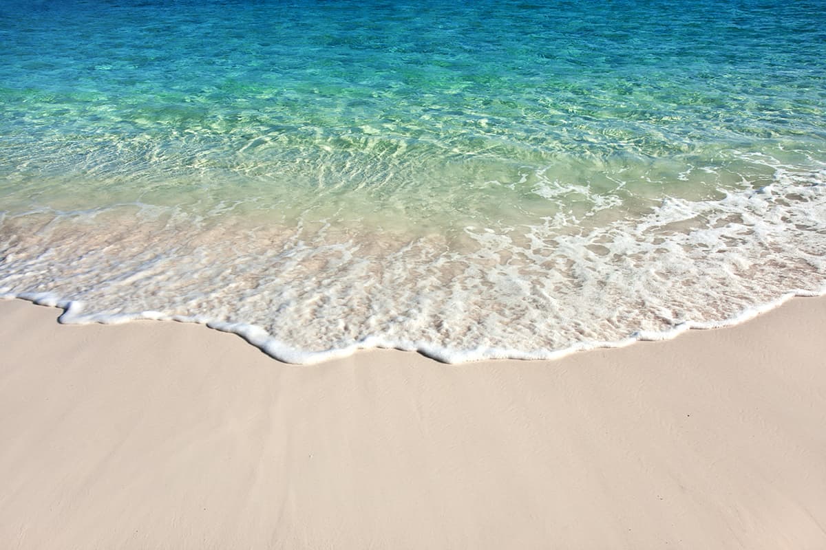 Natural Ocean Wave on Beach Wallpaper pattern detail