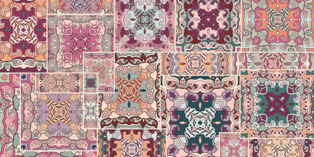 Aristocratic Allure Designer Wallpaper for Luxury Living Room pattern detail