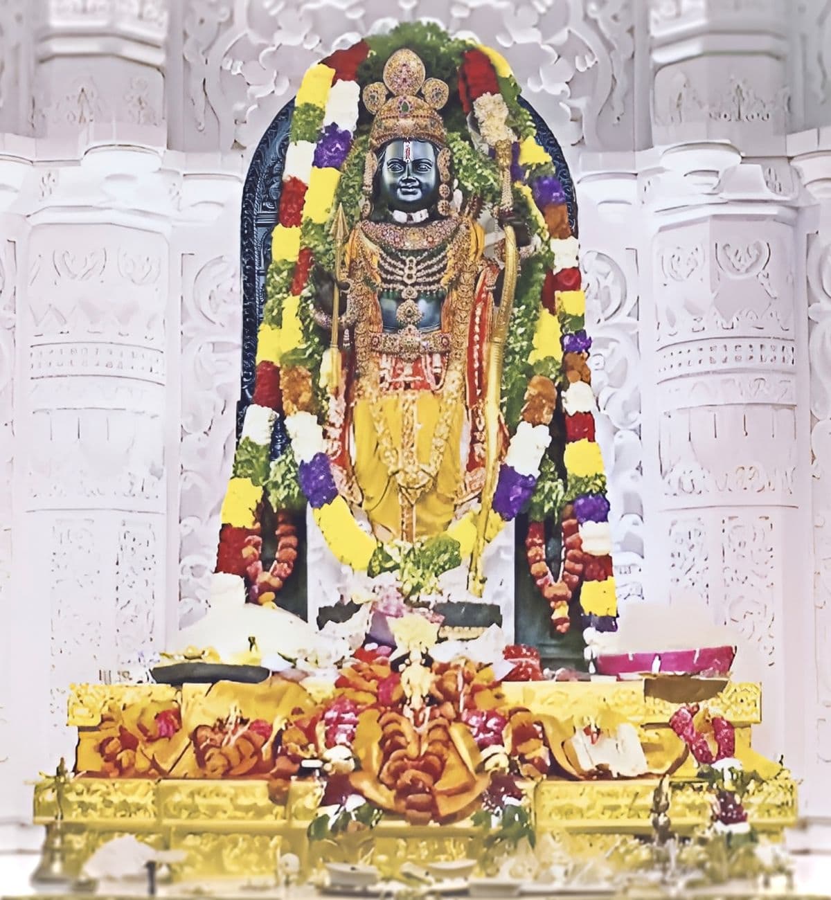 Shri Ram Idol Wallpaper for Home Walls pattern detail