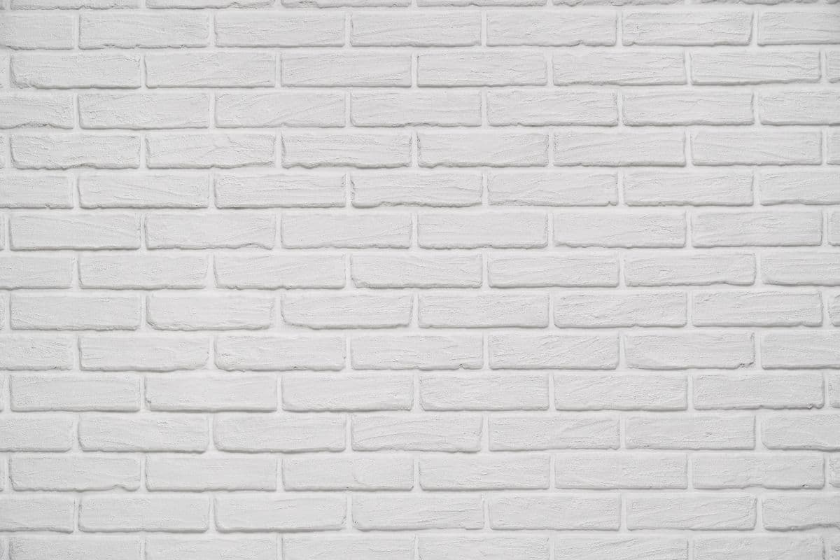 Pristine White Brickscape Mural Wallpaper pattern detail