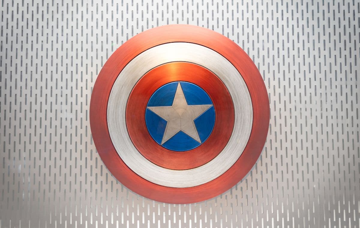 Captain America's Shield Wallpaper for Wall pattern detail
