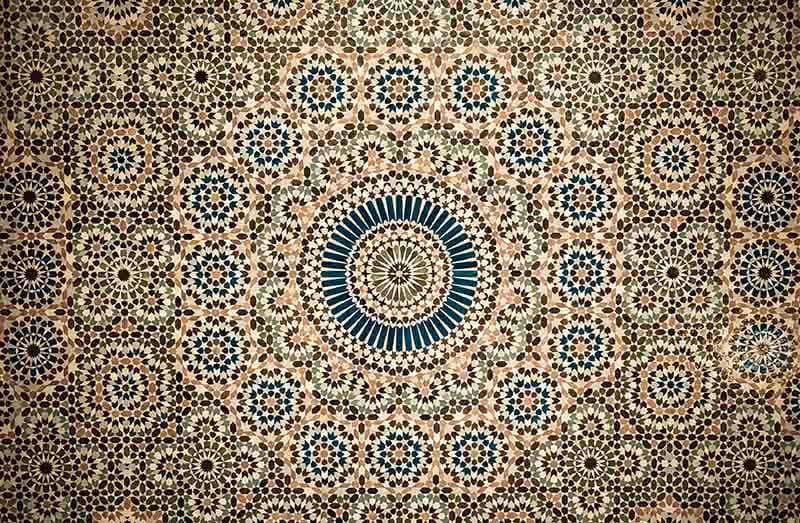 Lavish Moroccan Tile Mural Wallpaper Design pattern detail