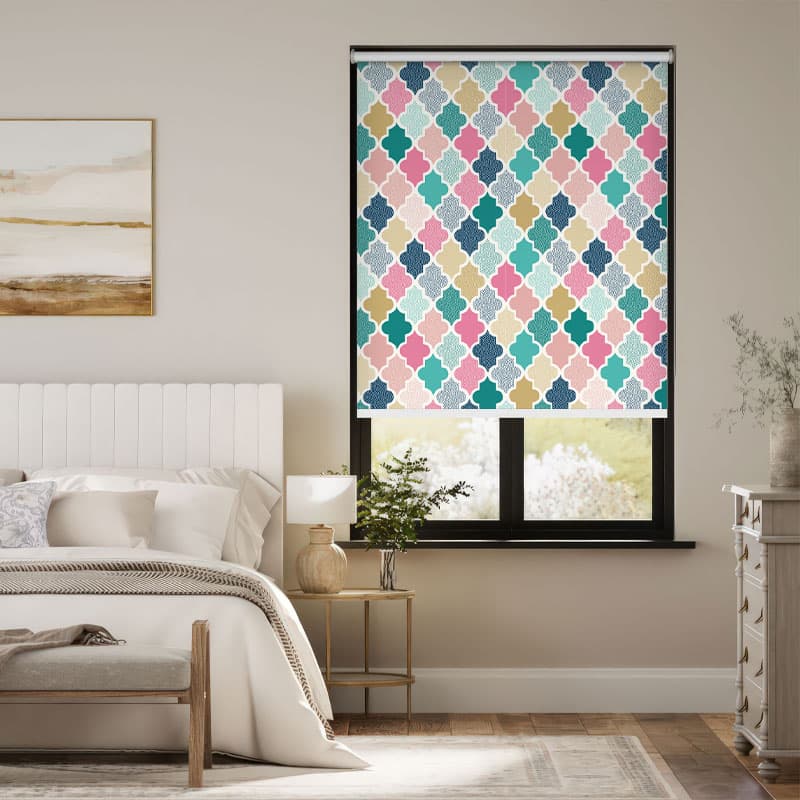 Colorful Quatrefoil Pattern Roller Blind pattern detail
